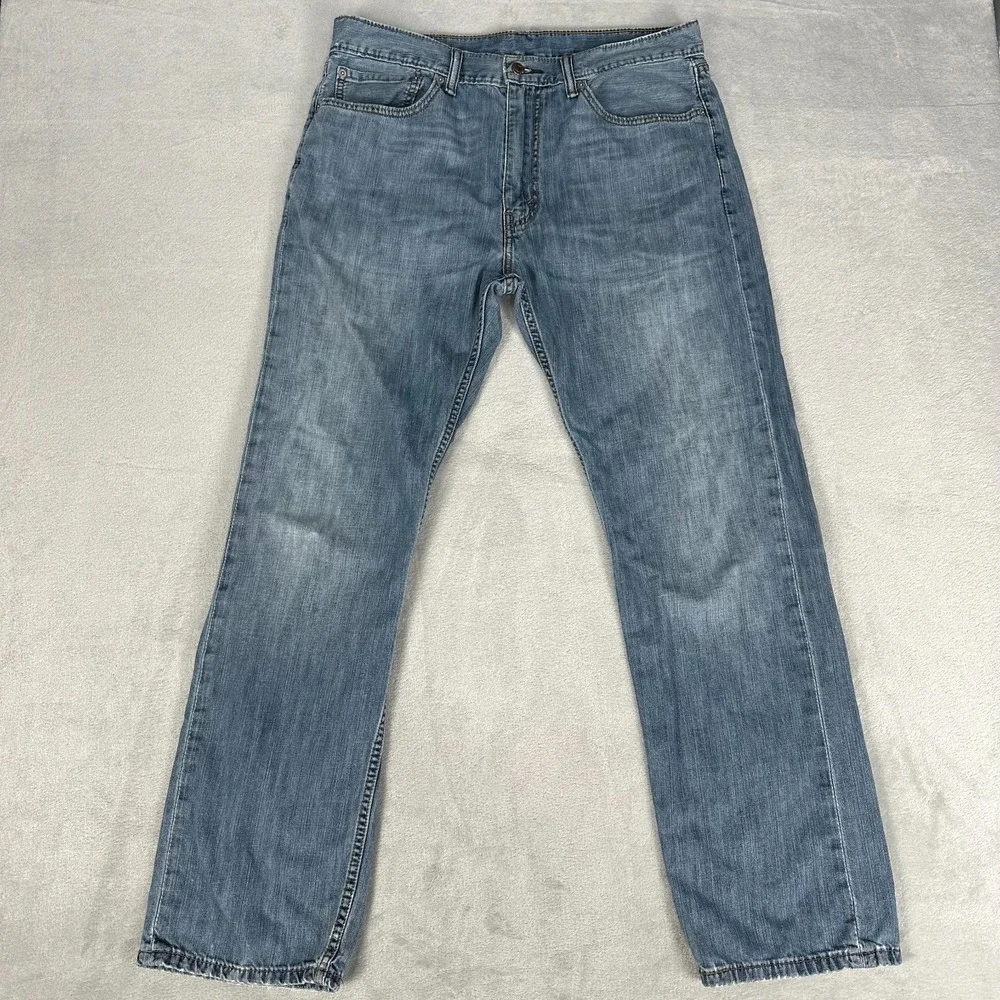 Levi's 505 Jeans Men 36x32 Regular Fit Straight Leg Medium Wash Casual Denim